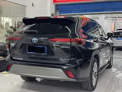 2023 Toyota Highlander 2.5L Smart Hybrid 4WD Premium 7-seat — фото 9