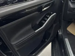 2023 Toyota Highlander 2.5L Smart Hybrid 4WD Premium 7-seat — фото 13