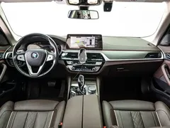 2022 BMW 5 Series 5 530Li, чёрный — фото 17