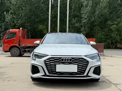 2022 Audi A3 Sportback 35 TFSI, белый — фото 2