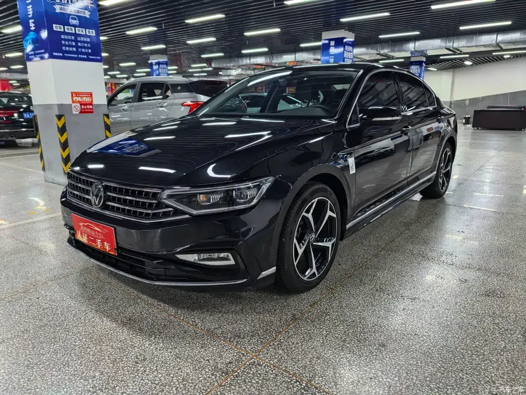 2023 Volkswagen Magotan 2 million commemorative 330TSI DSG leading model