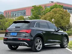 2022 Audi Q5L 45T, синий — фото 5