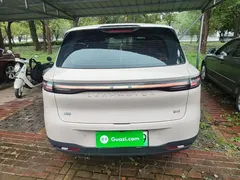 2025 Leapmotor B10 510, чёрный — фото 6
