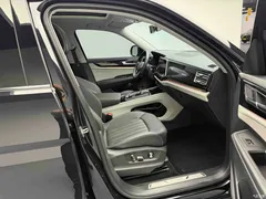 2023 Volkswagen Touron 380TSI 4WD Luxury, чёрный — фото 9