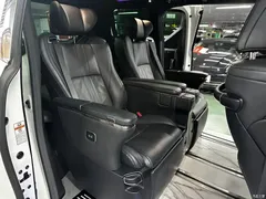 2020 Toyota Alphard Hybrid 2.5L Premium — фото 16