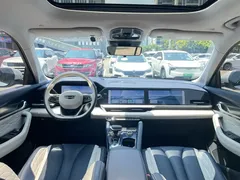 2022 Geely Monjaro L 1.5T Hi F Hybrid Super, белый — фото 19