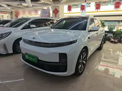 2023 Li Auto L7 Air, белый — фото 1