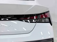 2023 Hyundai Elantra 1.5L CVT GLX Elite, белый — фото 9