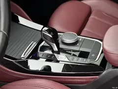 2022 BMW X4 xDrive 25i M Sport Package, белый — фото 9