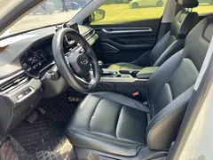 2022 Geely Emgrand 1.5L CVT, белый — фото 12