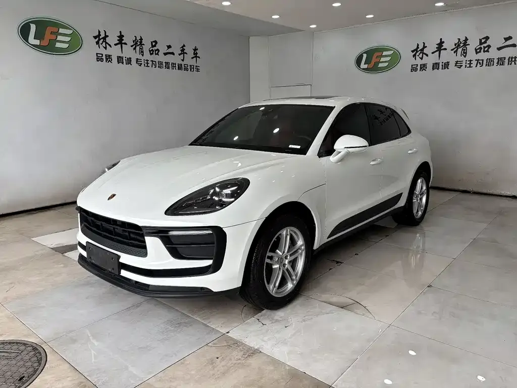 2022 Porsche Macan 2.0T
