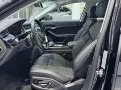 2024 Audi A8 A8L 50 TFSI quattro Premium Selection — фото 11