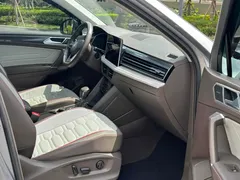 2021 Volkswagen Tiguan L 380TSI AT 4WD R-Line Flagship 7-seat — фото 8