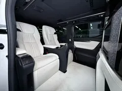 2020 Lexus LM 300h, белый — фото 12