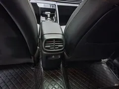 2022 Hyundai Elantra 1.5L CVT LUX Premium, белый — фото 25