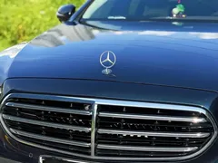 2023 Mercedes-Benz E-Class E 350 e L, зелёный — фото 10