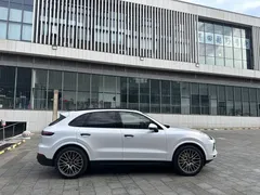2022 Porsche Cayenne 3.0T Platinum — фото 7