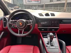 2022 Porsche Cayenne 3.0T Platinum — фото 17