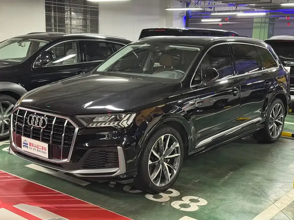 2021 Audi Q7 55 TFSI quattro S line