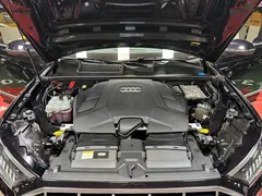 2021 Audi Q7 55 TFSI quattro S line, чёрный — фото 12