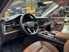 2021 Audi Q7 55 TFSI quattro S line, чёрный — фото 17
