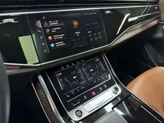 2021 Audi Q7 55 TFSI quattro S line, чёрный — фото 24