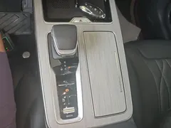 2026 Hongqi HS5 2.0T 2WD Pro, чёрный — фото 14