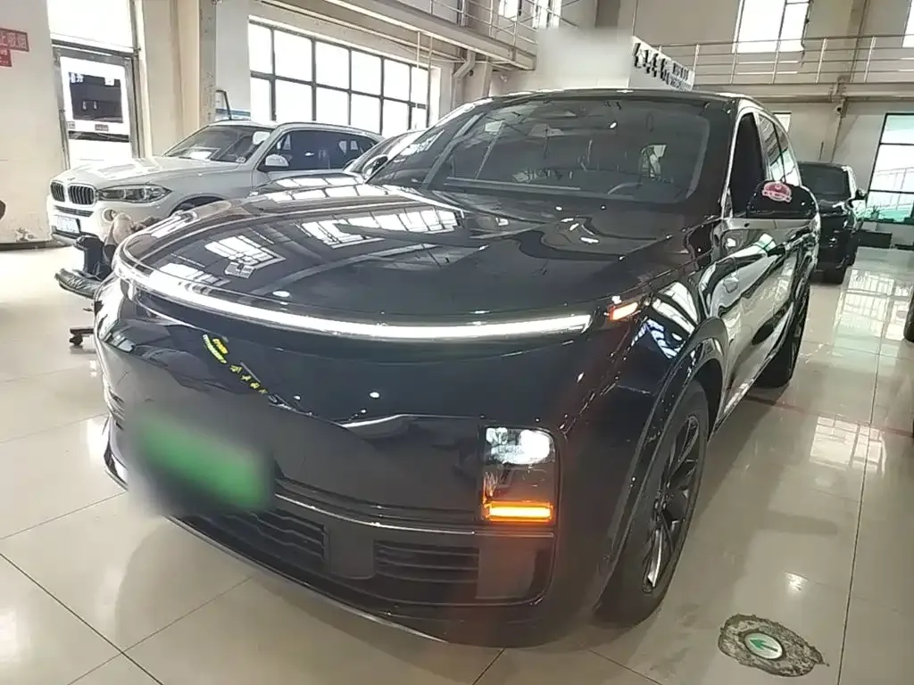 2023 Li Auto L8 Pro