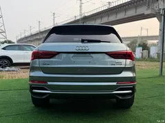 2022 Audi Q3 35 TFSI fashionable and dynamic — фото 5