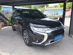 2020 Mitsubishi Outlander 2.0L 2WD 5, чёрный — фото 4