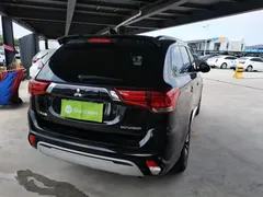 2020 Mitsubishi Outlander 2.0L 2WD 5, чёрный — фото 7