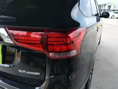 2020 Mitsubishi Outlander 2.0L 2WD 5, чёрный — фото 8