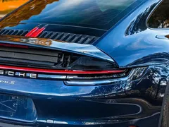 2022 Porsche 911 Carrera S 3.0T, синий — фото 17
