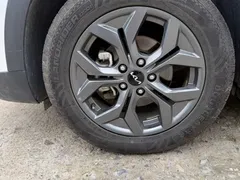 2023 Kia Seltos 1.5L CVT Luxury, белый — фото 9