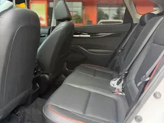 2023 Kia Seltos 1.5L CVT Luxury, белый — фото 11