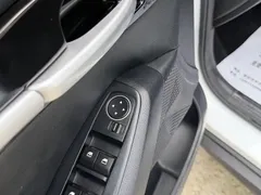 2023 Kia Seltos 1.5L CVT Luxury, белый — фото 17