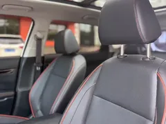 2023 Kia Seltos 1.5L CVT Luxury, белый — фото 18