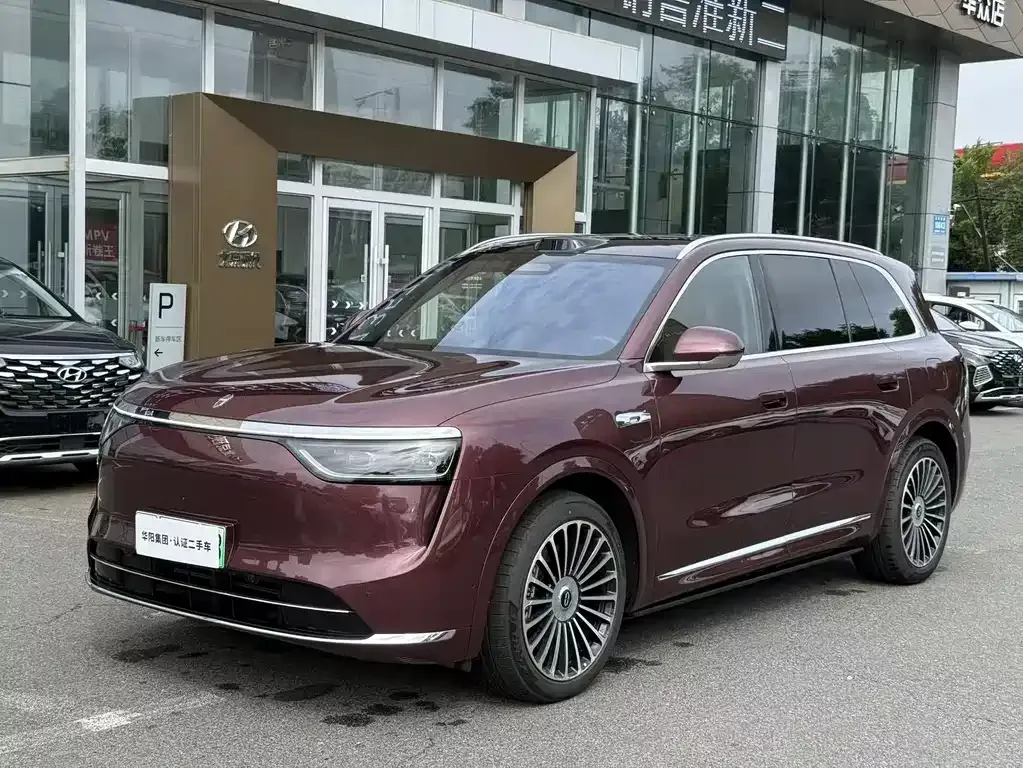 2025 Aito M8 53.4kWh 5 (192