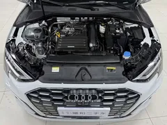 2022 Audi A3 Sportback 35 TFSI, белый — фото 12