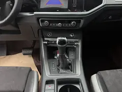 2022 Audi Q3 35 TFSI — фото 18