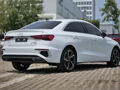 2022 Audi A3L Limousine 35 TFSI, белый — фото 4