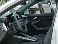 2022 Audi A3L Limousine 35 TFSI, белый — фото 7