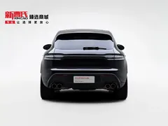 2022 Porsche Macan T 2.0T, чёрный — фото 4