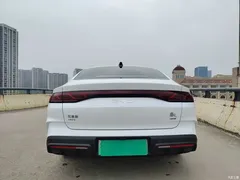 2025 BYD Qin L DM-i Smart Driving 80KM Transcendent Type, белый — фото 5