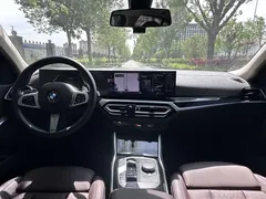 2023 BMW 3 Series 320Li M Sport Package, белый — фото 11
