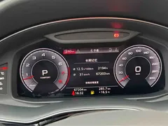 2021 Audi Q7 55 TFSI quattro S line, чёрный — фото 11