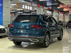 2023 Volkswagen Tiguan L 280TSI AT 2WD, синий — фото 8