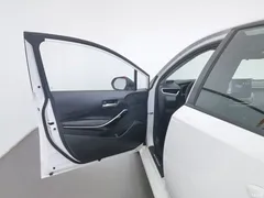2023 Toyota Corolla 1.8L Smart Hybrid Pioneer — фото 8