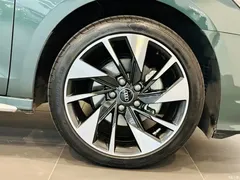 2024 Audi A3 L Sedan 35 TFSI Fashion Sport, зелёный — фото 16