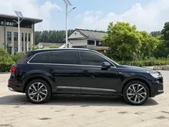2021 Audi Q7 55 TFSI quattro S line Sport, чёрный — фото 4